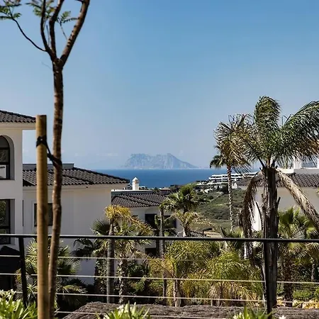Brand New Gorgeous 2 Bed At Hills! *