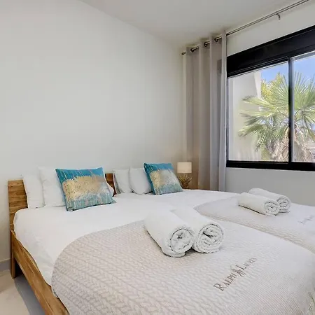 Apartment Brand New Gorgeous 2 Bed At Hills! *